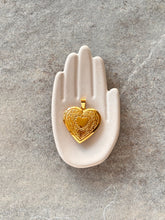 IL MEDAGLIONE DEL CUORE