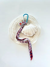 KEYCHAIN VINTAGE SHELL