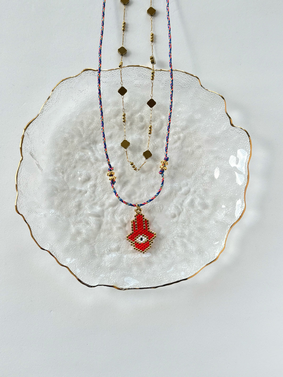HYBRIDINA AMULET