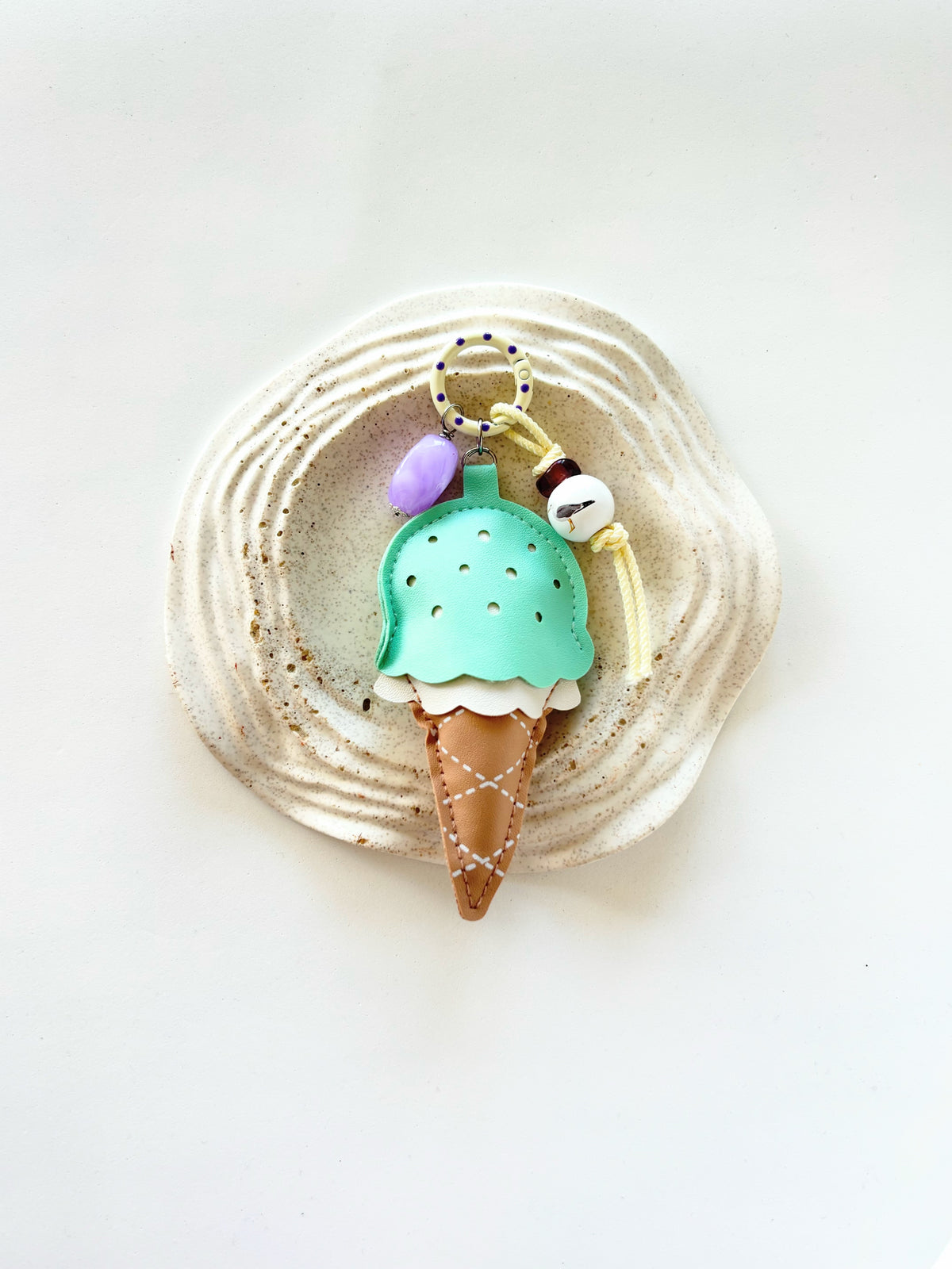 KEYCHAIN CREAMY PASTEL